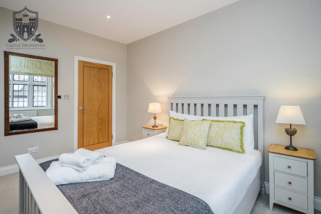 Castle Properties:Eton-The College Windsor Eksteriør bilde
