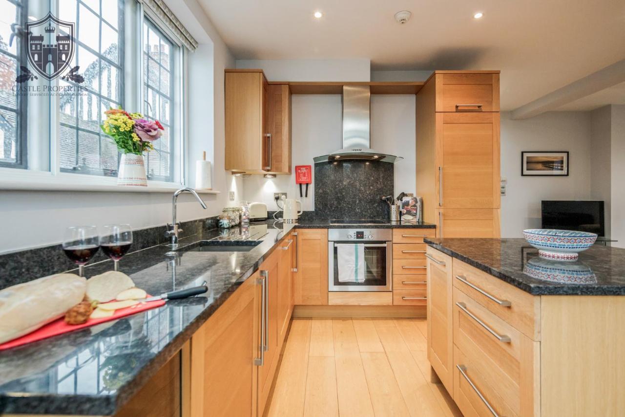 Castle Properties:Eton-The College Windsor Eksteriør bilde